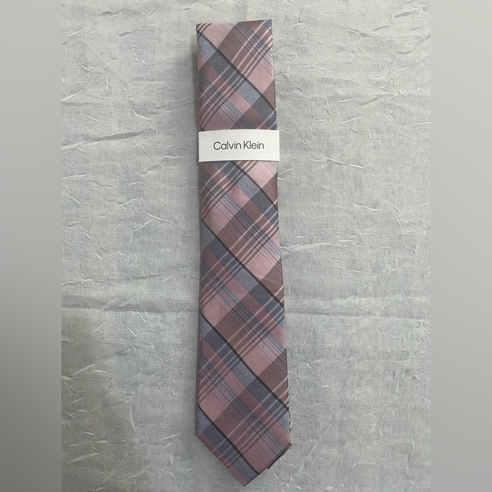 Calvin Klein Checkered Tie